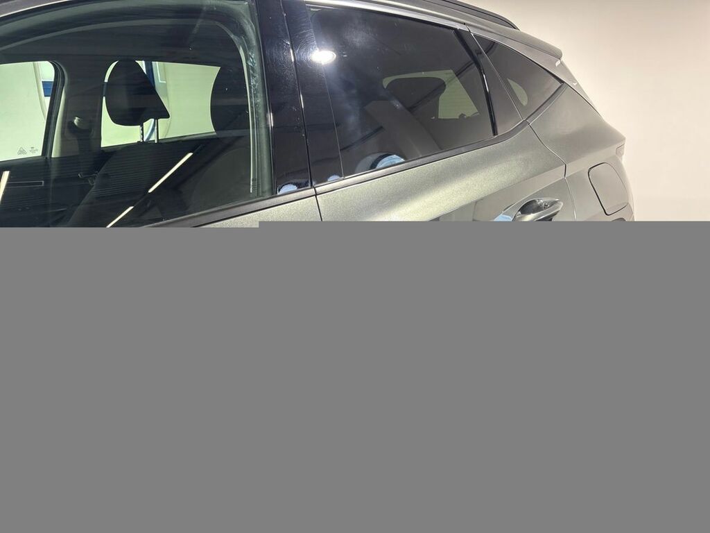 Hyundai Tucson Premium Red #6