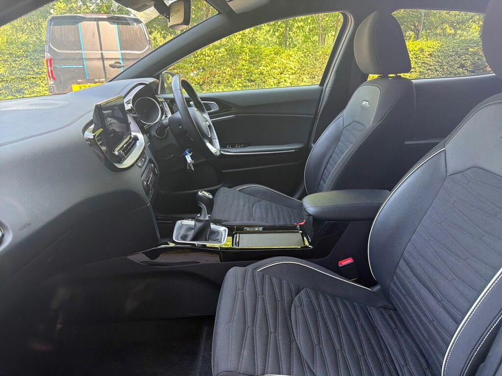 Kia Xceed 1.0T Gdi Isg 113 Gt-line 2025 #26