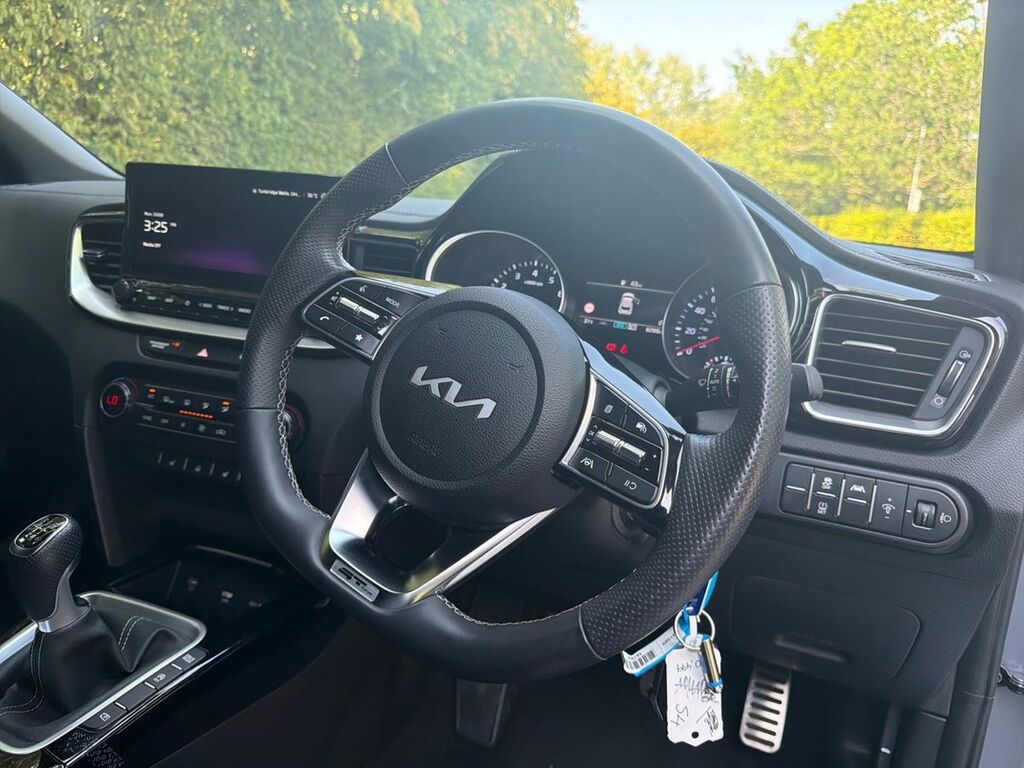 Kia Xceed 1.0T Gdi Isg 113 Gt-line 2025 #23