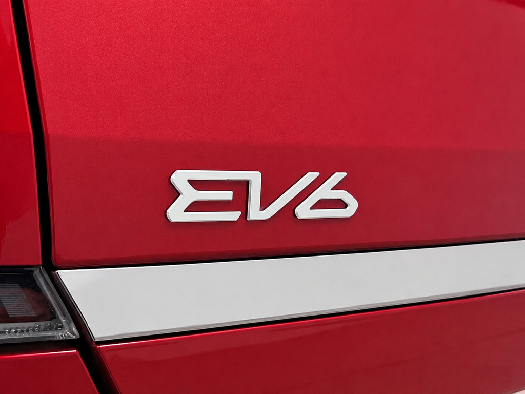 Kia EV6 166Kw Air 77.4Kwh Estate Red #27