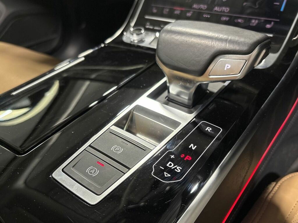 Audi A8 55 Tfsi Quattro Tiptronic Black #4