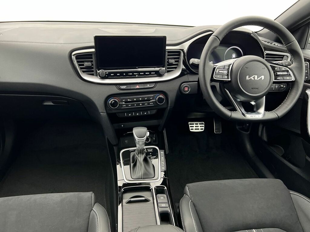 Kia Xceed 1.0T Gdi Isg 113 Gt-line S Dct White #18