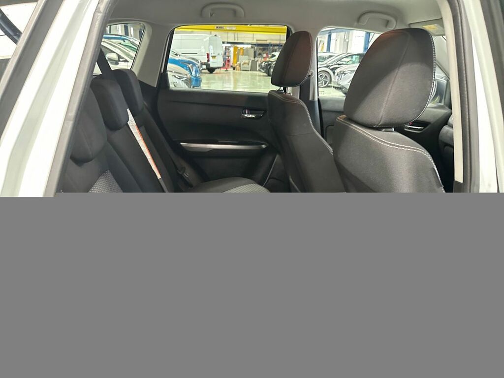Suzuki Vitara 1.0 Boosterjet Sz-t White #6