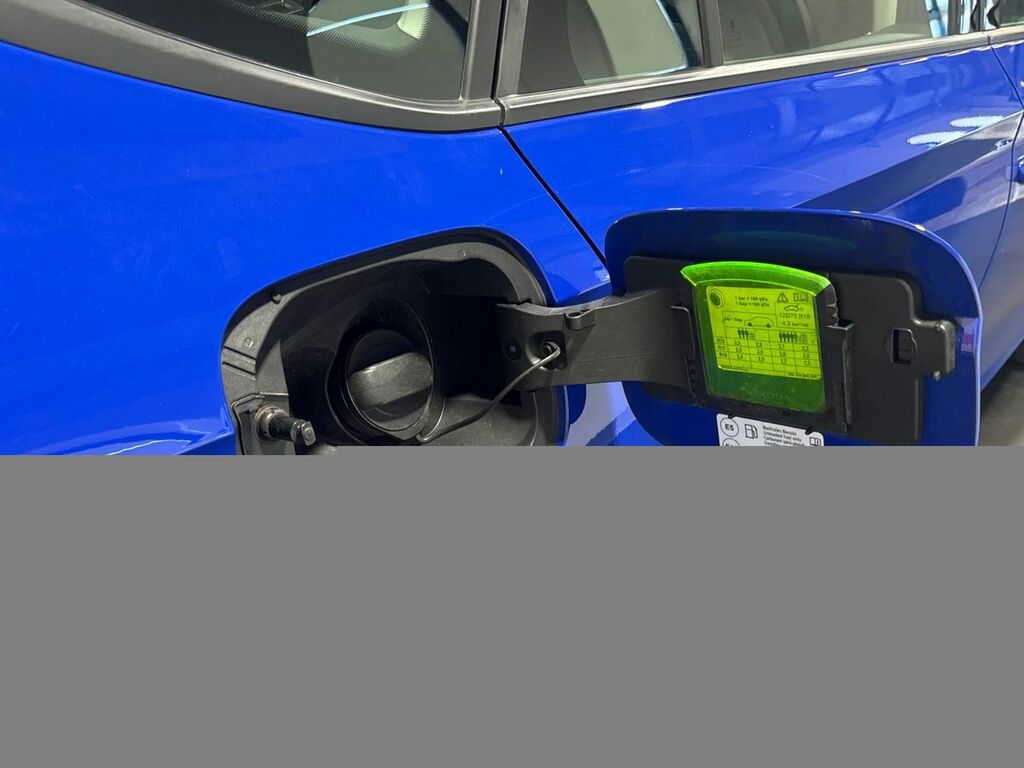 Skoda Kamiq 1.0 Tsi 110 Se Blue #2