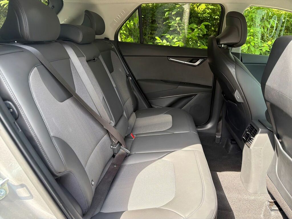 Kia Niro 1.6 Gdi 136 Hybrid Evolve Dct HN75FHP Grey #6