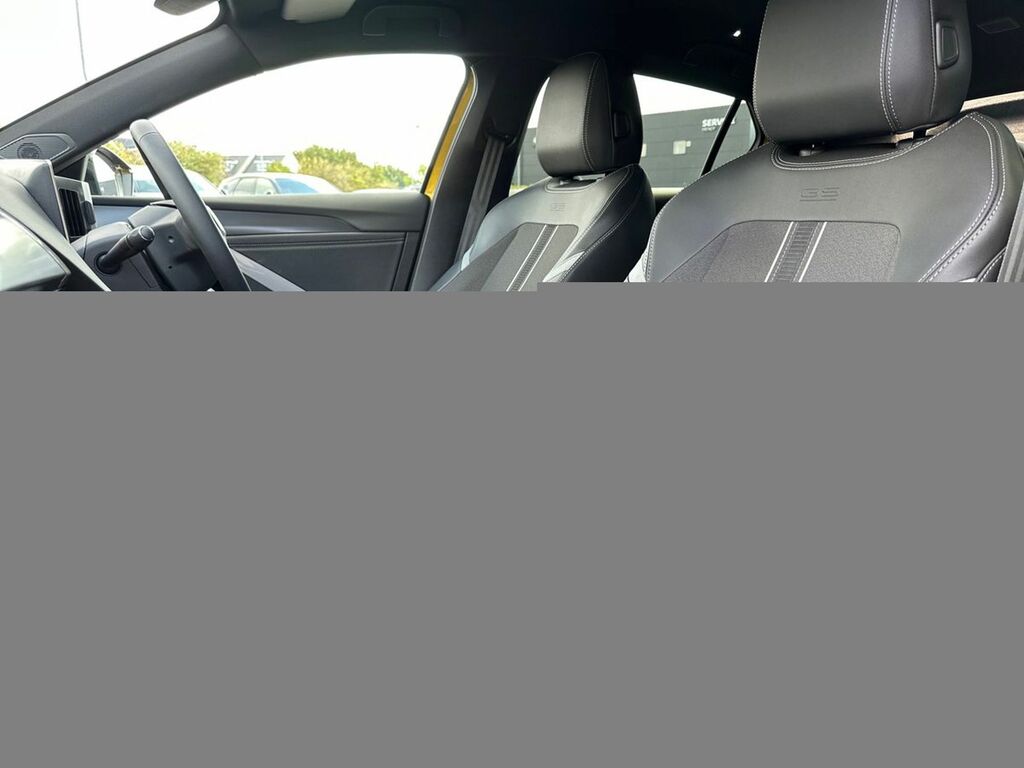 Vauxhall Astra 115Kw Gs 54Kwh Yellow #5