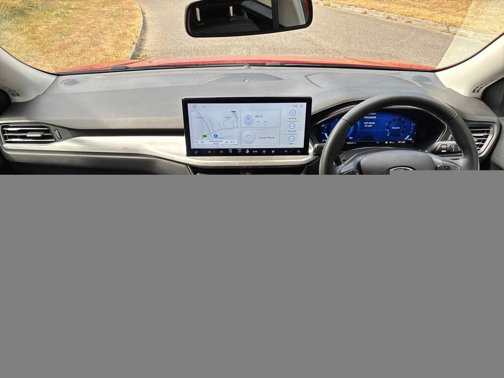 Ford Focus 1.0 Ecoboost Hybrid Mhev 155 Titanium Vignale Red