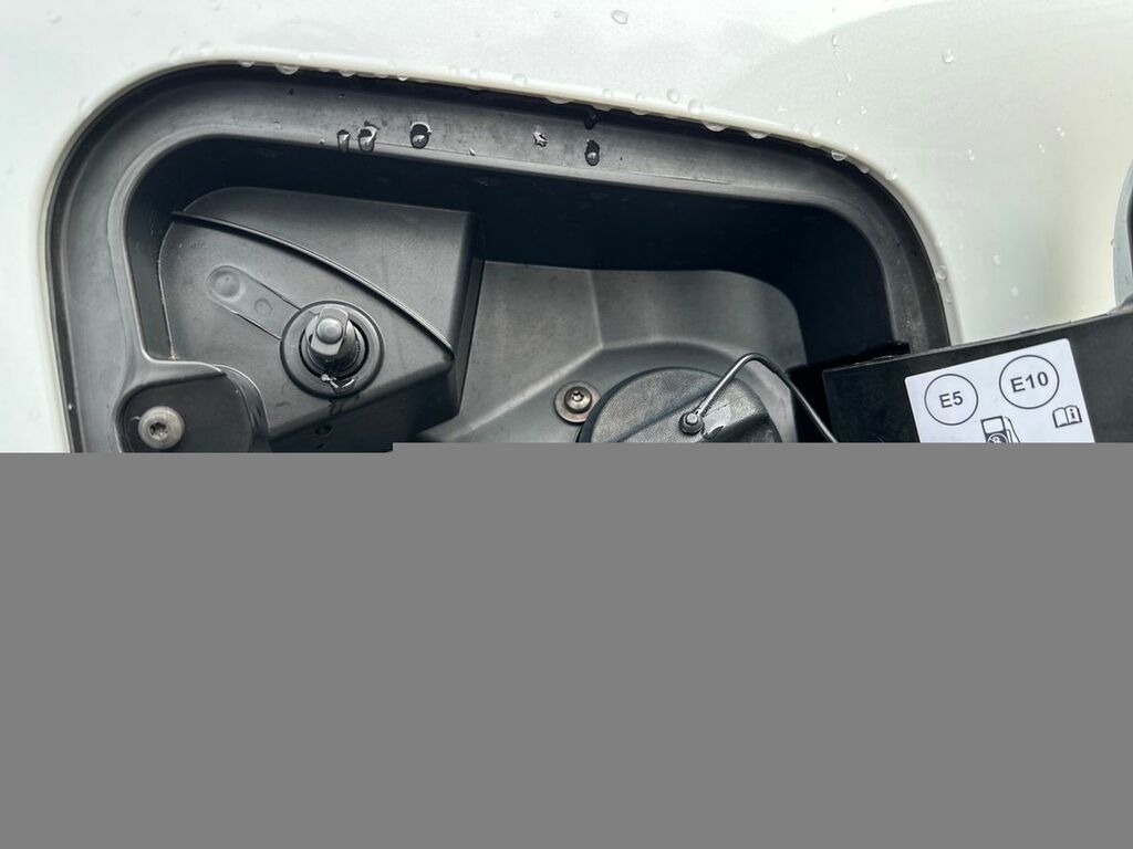 Renault Captur 1.6 E-tech Full Hybrid 145 Techno White #5
