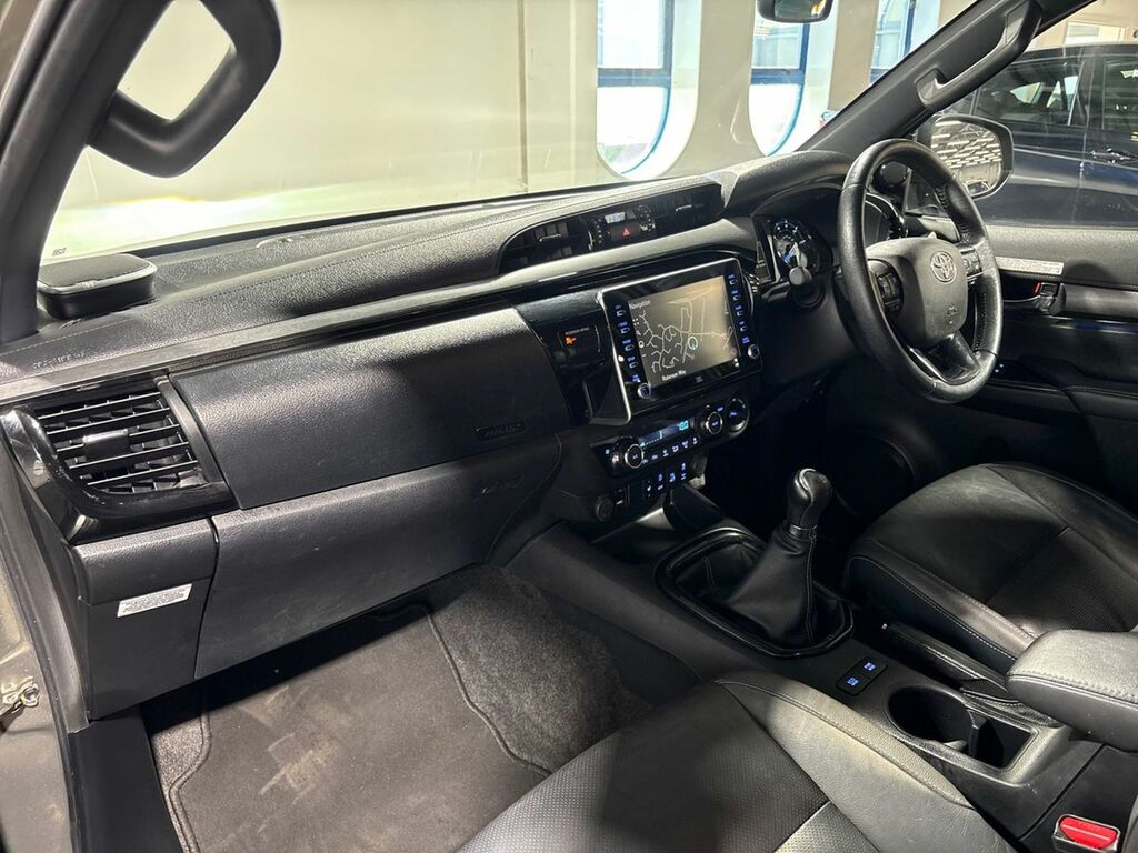 Toyota HILUX 2.4 D-4d Active Extra Pickup Extended Cab Dies White #19