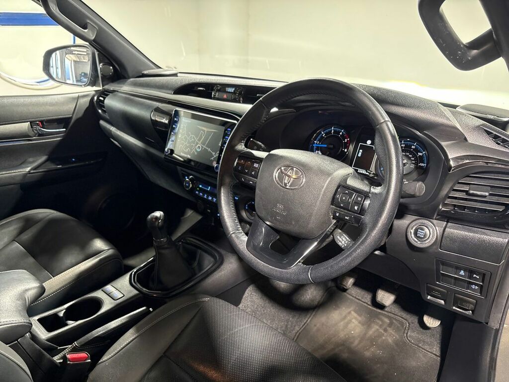 Toyota HILUX 2.4 D-4d Active Extra Pickup Extended Cab Dies White #16