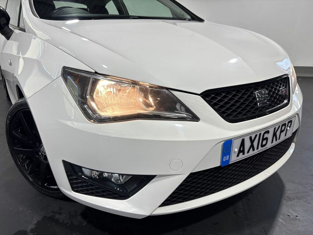 Seat Ibiza 1.2 Tsi 110 Fr Technology White #2