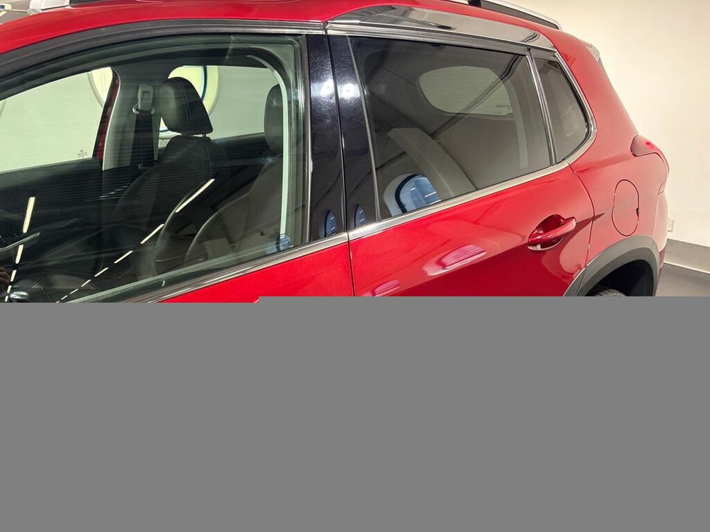 Peugeot 2008 1.2 Puretech 110 Allure Premium Red #6
