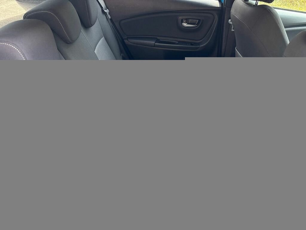 Toyota Yaris 1.5 Vvt-i Blue Bi-tone Blue #5
