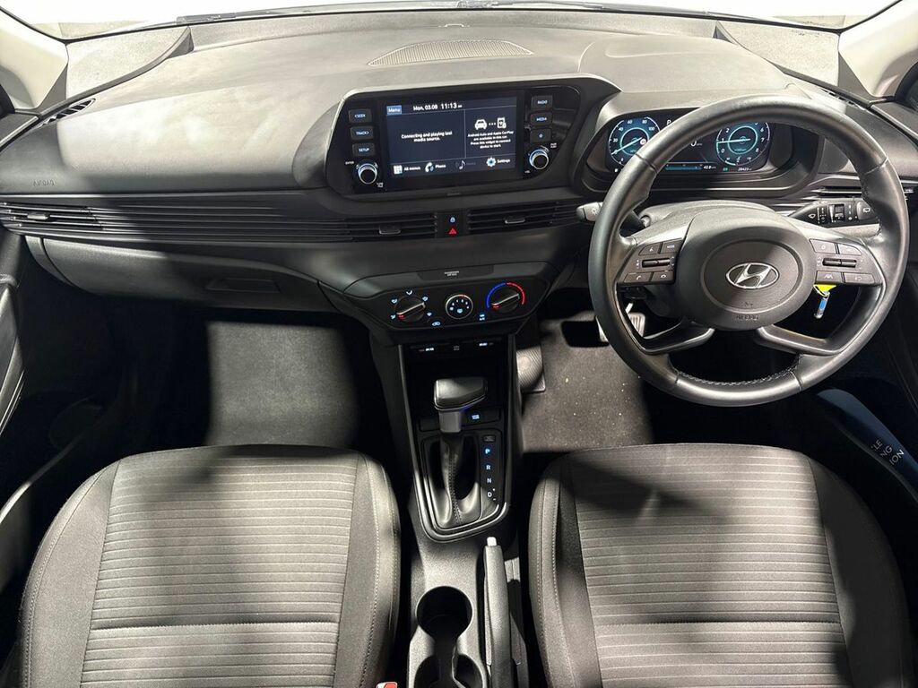 Hyundai I20 1.0T Gdi 48V Mhd Se Connect Dct White