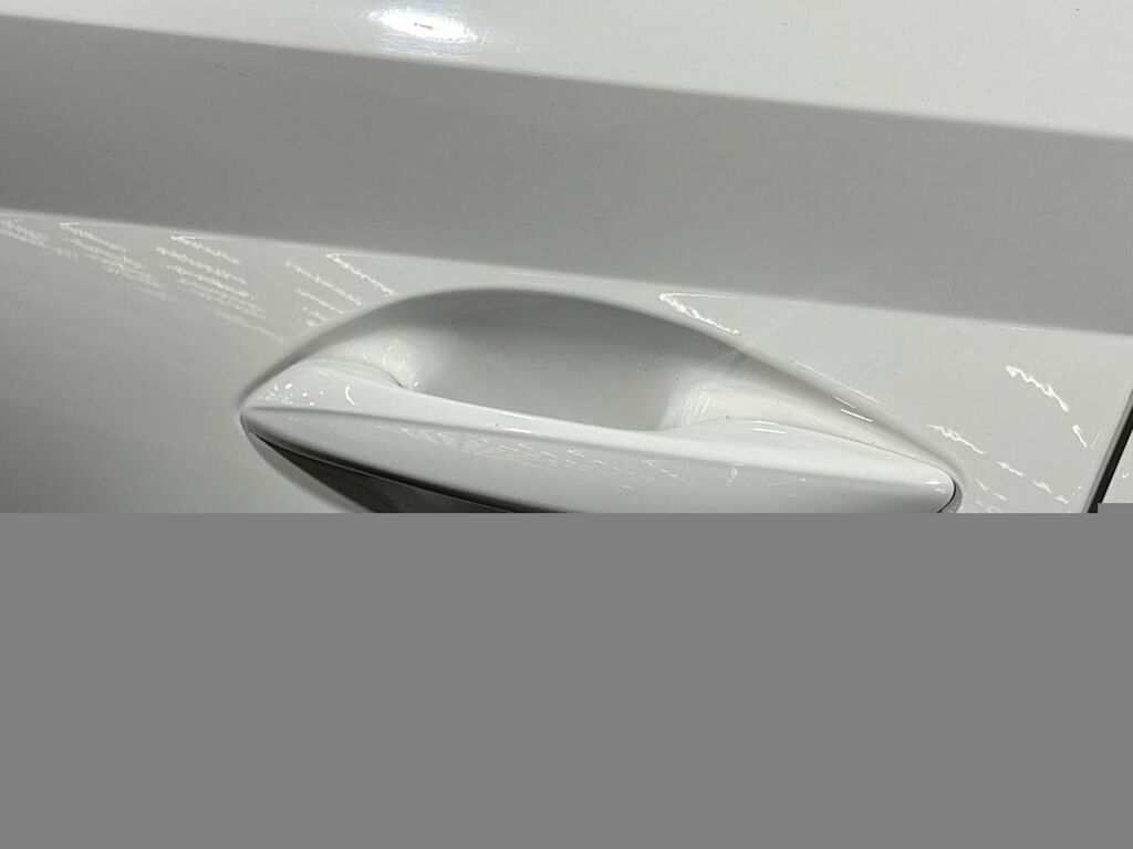 Hyundai I20 1.0T Gdi 48V Mhd Se Connect Dct White #2