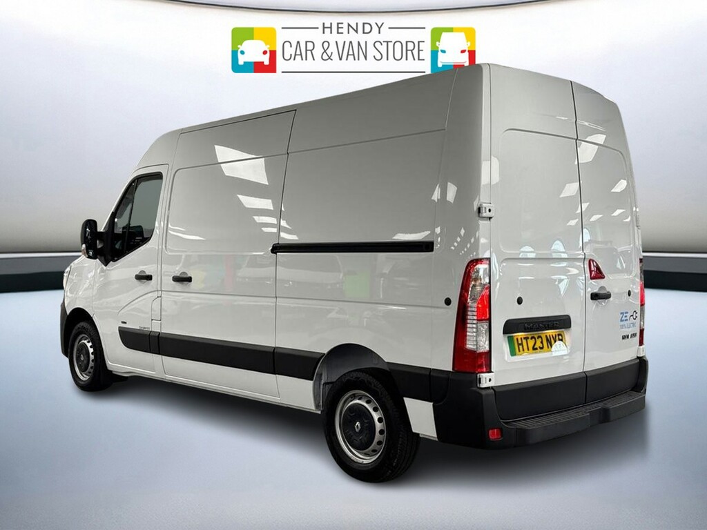 Renault Master Mm35 57Kw Business Medium Roof Van White #2