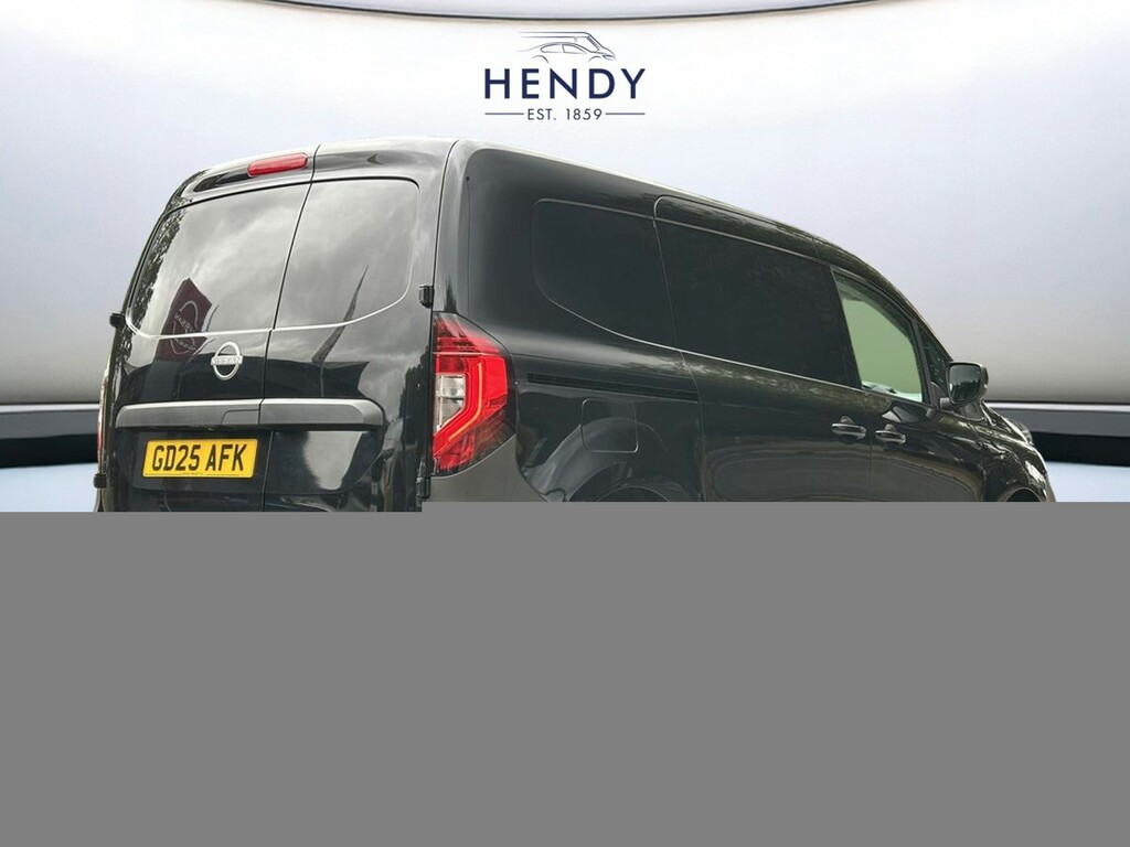 Nissan TOWNSTAR 1.3 Tekna Van Black