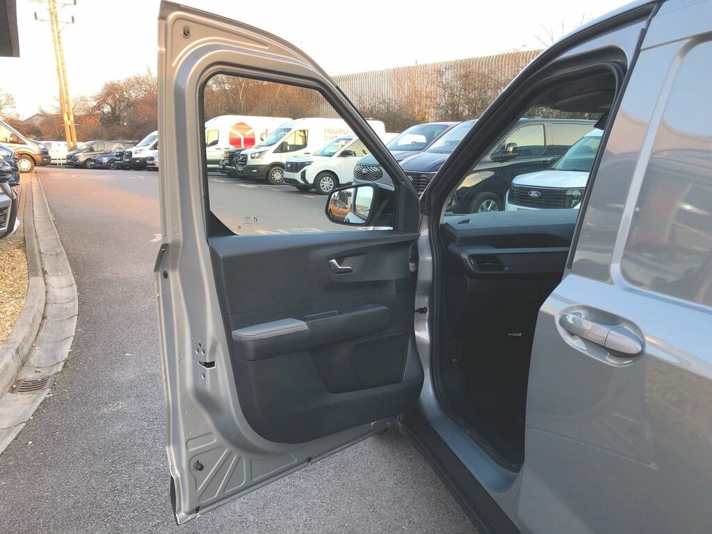 Ford Transit Courier 1.0 Ecoboost 125Ps Limited Van Silver #4