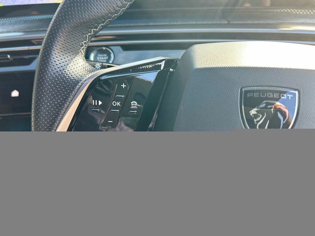 Peugeot 5008 1.2 Hybrid 145 Gt E-dsc6 KK25GSO Black #4