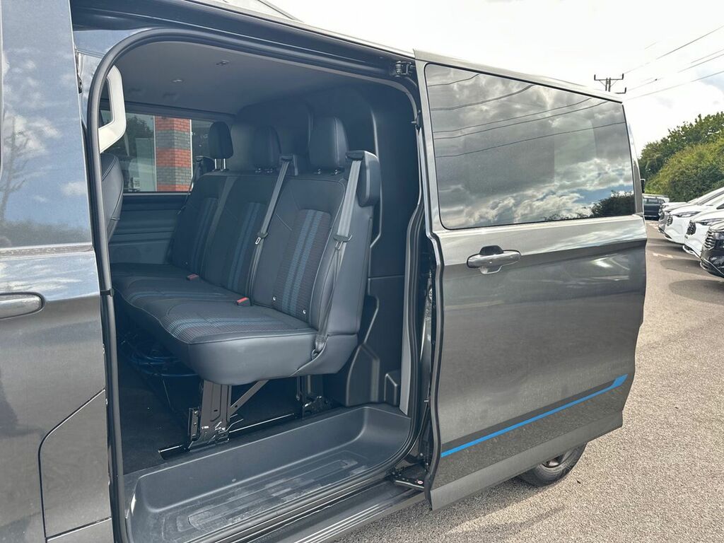 Ford Transit Custom 160Kw 65Kwh H1 Double Cab Van Sport