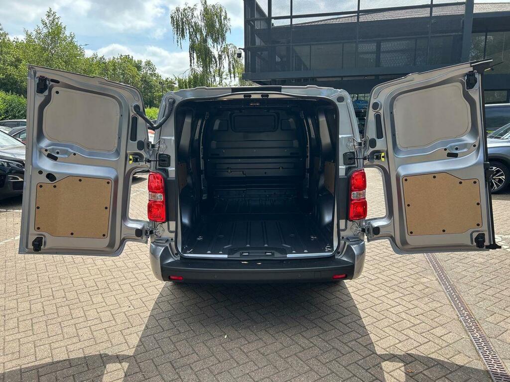 Vauxhall Vivaro XL 1.5 Turbo D 120 Prime H1 Grey #32