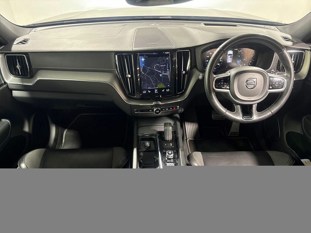 Volvo XC60 Pro B5 Black