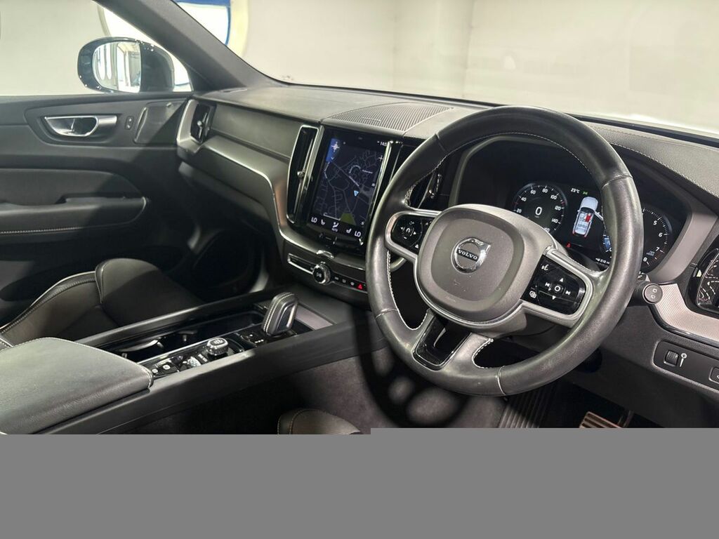 Volvo XC60 Pro B5 Black #6