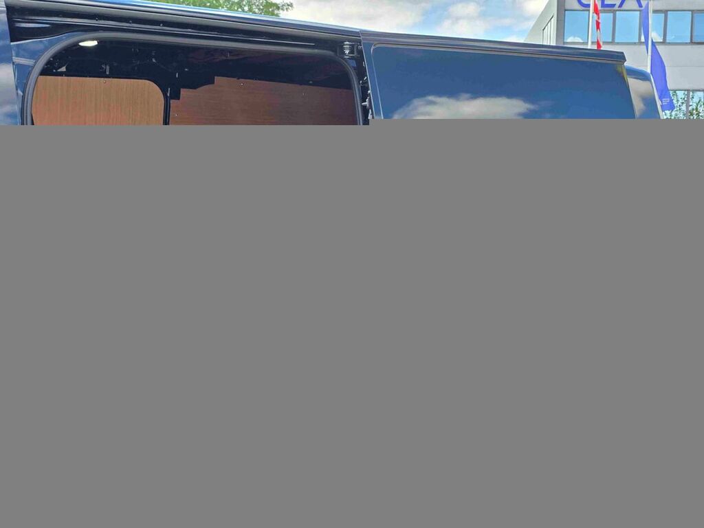 Ford Transit Custom 320 Trend L2 Lwb Rwd 100Kw 65Kwh Low Roof White #1
