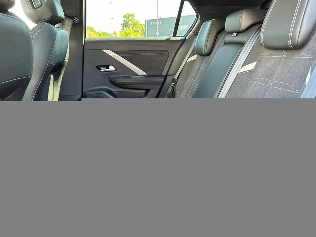 Vauxhall Astra 115Kw Ultimate 54Kwh Grey #5