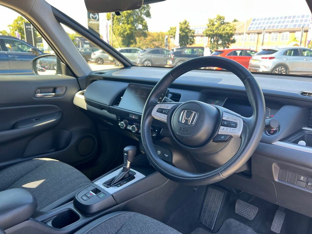 Honda Jazz 1.5 I-mmd Hybrid Crosstar Advance Ecvt White #5