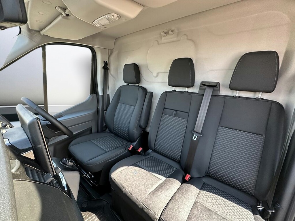 Ford Transit Custom 135Kw 68Kwh H2 Trend Van Dap Black #4