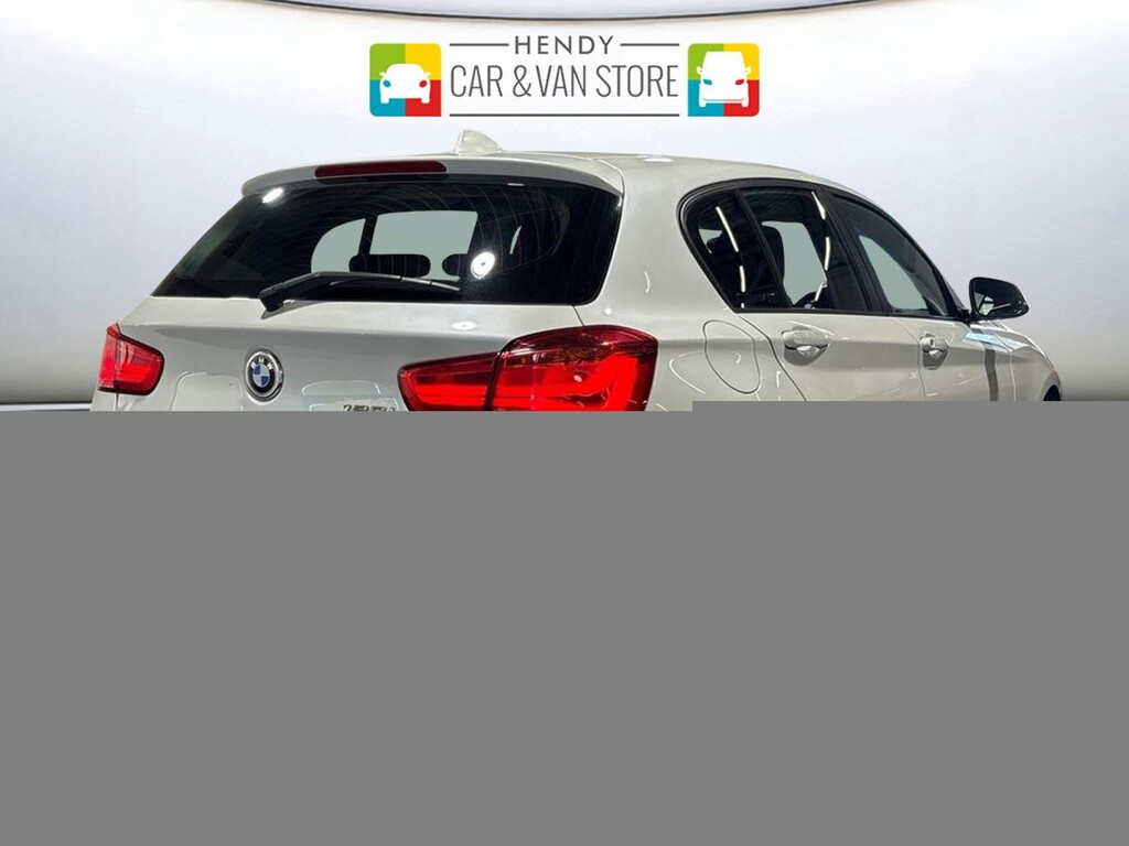 BMW 1 Series 120I Sport 5-Door White