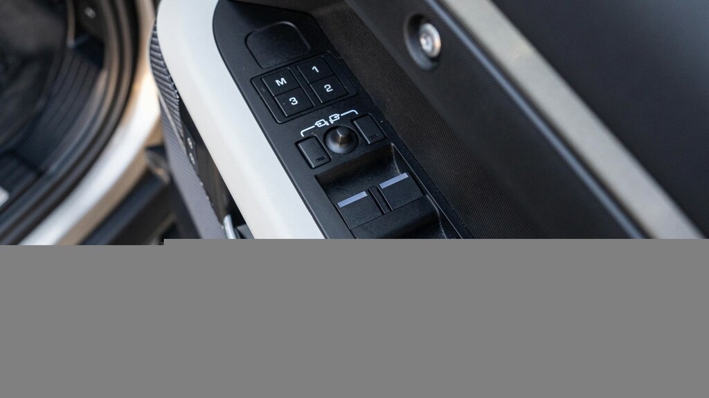 Land Rover Defender 110 3.0 D250 Mhev Xs Edition 4Wd Euro 6 Ss Silver #26
