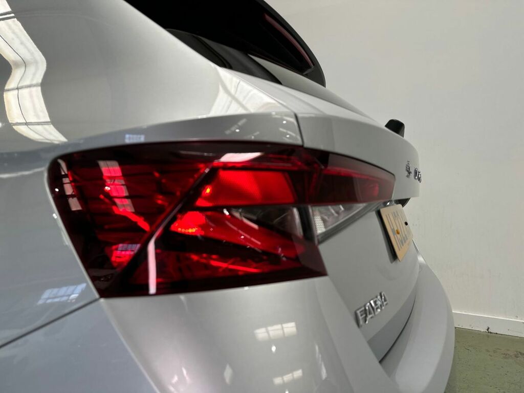 Skoda Fabia Skoda Fabia Se 1.0 Tsi 95 Ps 5G Man Estate Grey #13