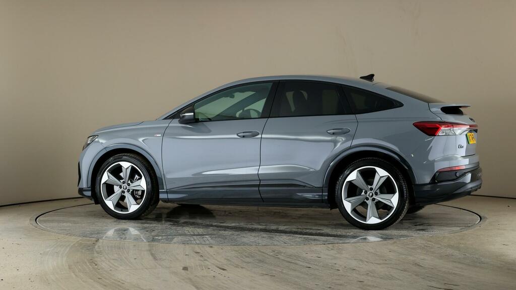 Audi Q4 E Tron 45 Black Edition Sportback 82Kwh #3