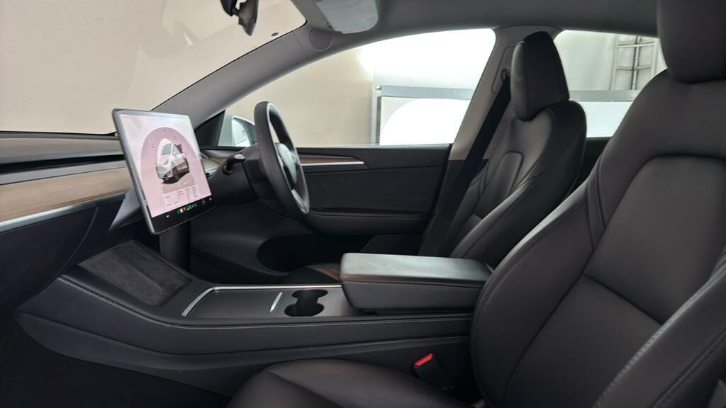 Tesla Model Y Auto Rwd 5dr HJ24YDB  #2