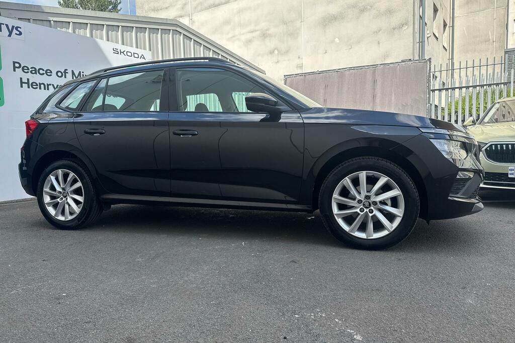 Skoda Kamiq Kamiq 1.0 Tsi Se Edition 2575 Koda GJ75CMY Black #4
