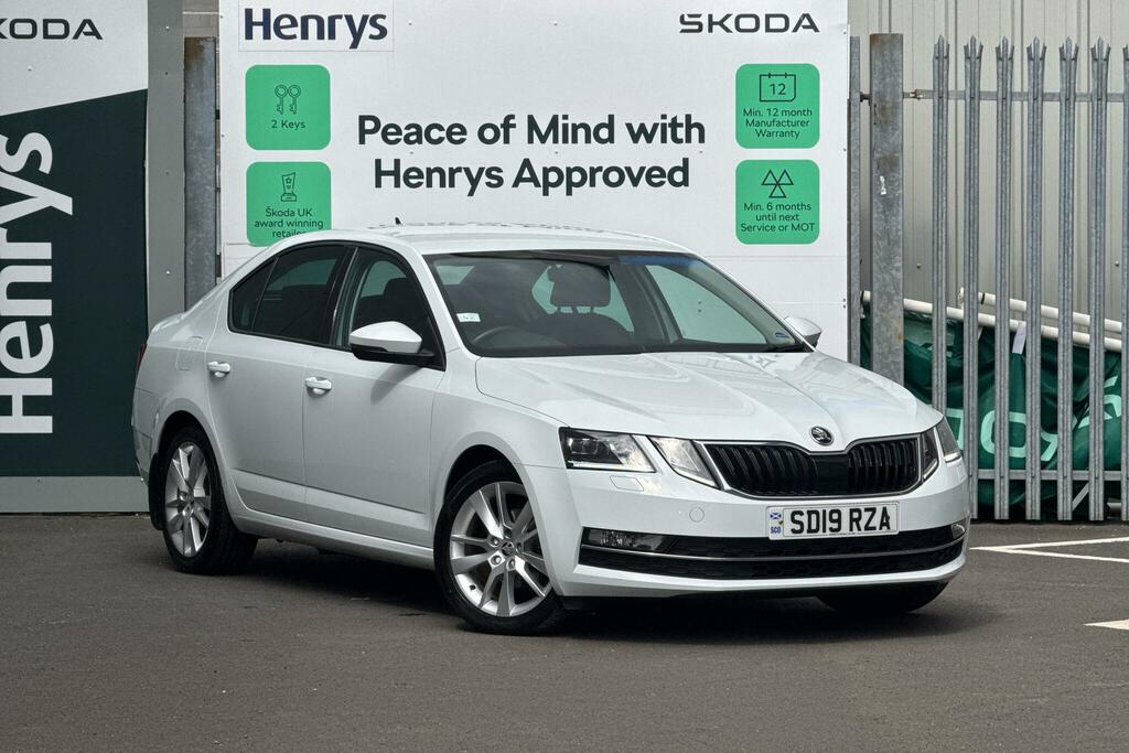 Skoda Octavia Octavia 1.6 Tdi Cr Se L 1919 Koda White