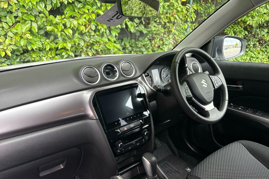 Suzuki Vitara Vitara 1.4 Boosterjet Mhev Motion Euro 6 Ss White #4
