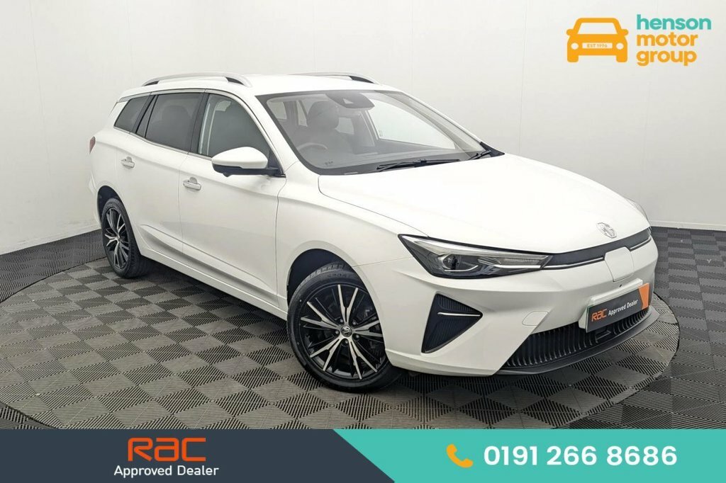 MG MG5 Estate White
