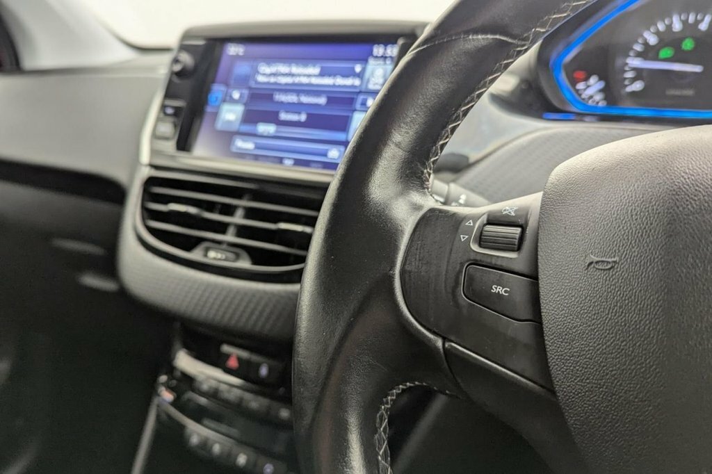 Peugeot 2008 2016 1.2 Puretech Ss Gt Line 110 Bhp Grey #11