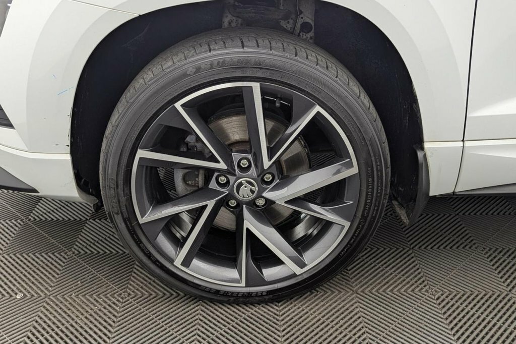 Skoda Karoq 1.5 Tsi Edition Dsg Black #53