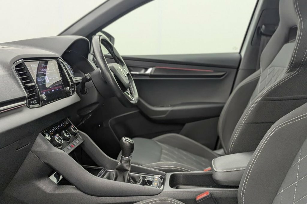 Skoda Karoq 1.5 Tsi Edition Dsg Black #22