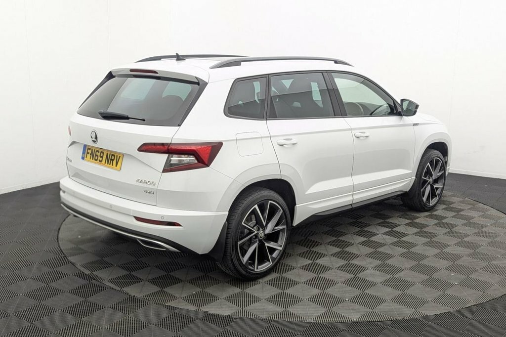 Skoda Karoq 1.5 Tsi Edition Dsg Black #50