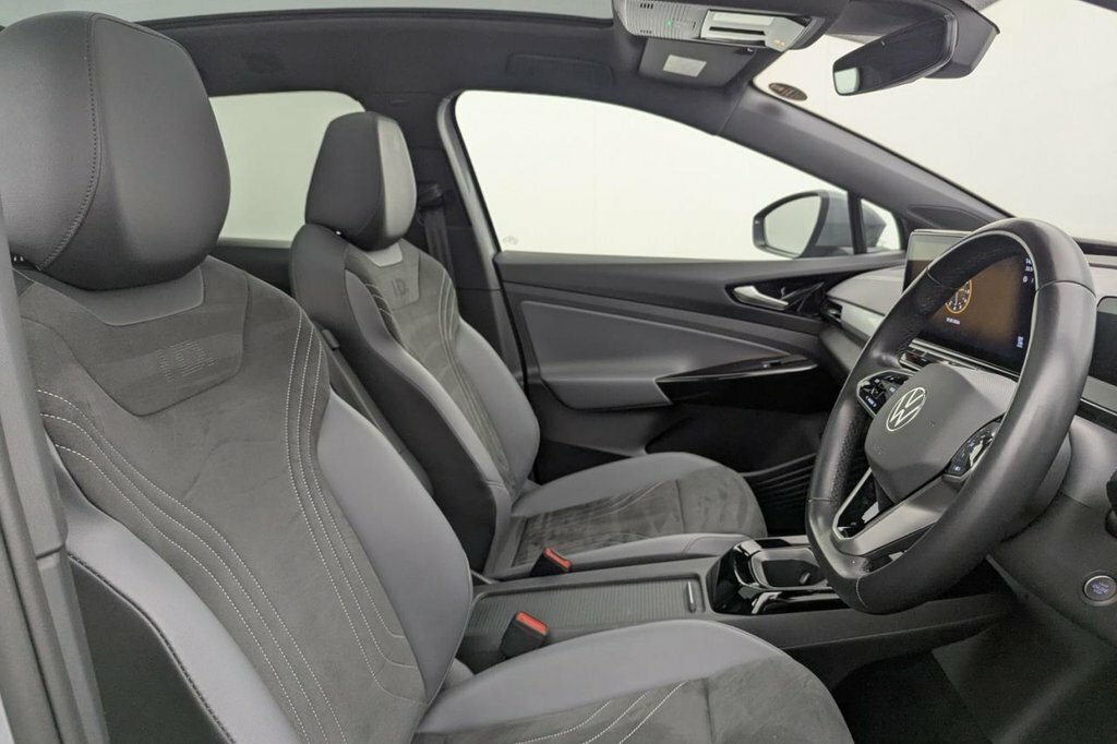 Volkswagen ID.5 Suv Grey #3
