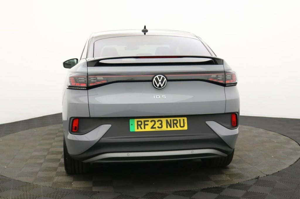 Volkswagen ID.5 Suv Grey #5