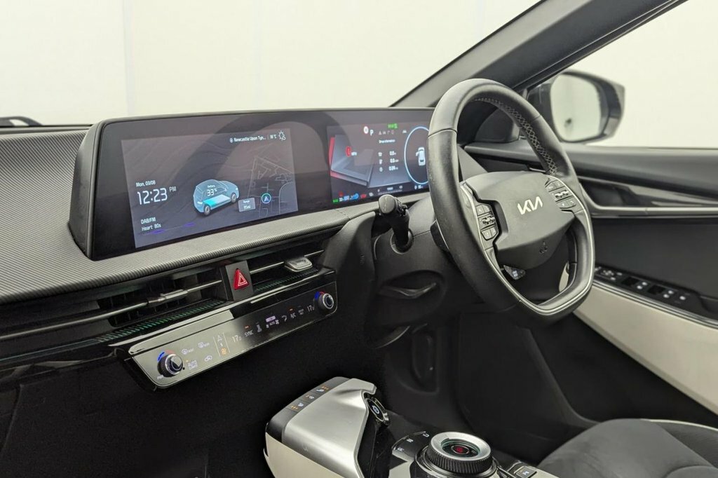Kia EV6 Ev6 166Kw Air 77.4Kwh Estate White #23
