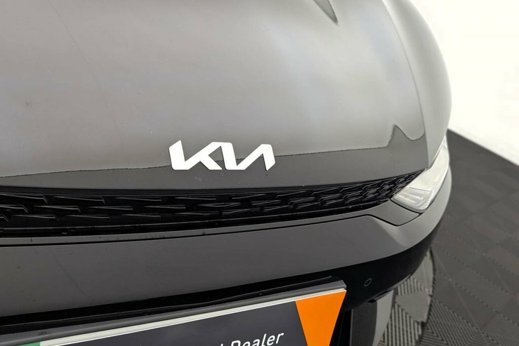 Kia EV6 Ev6 166Kw Air 77.4Kwh Estate White #48