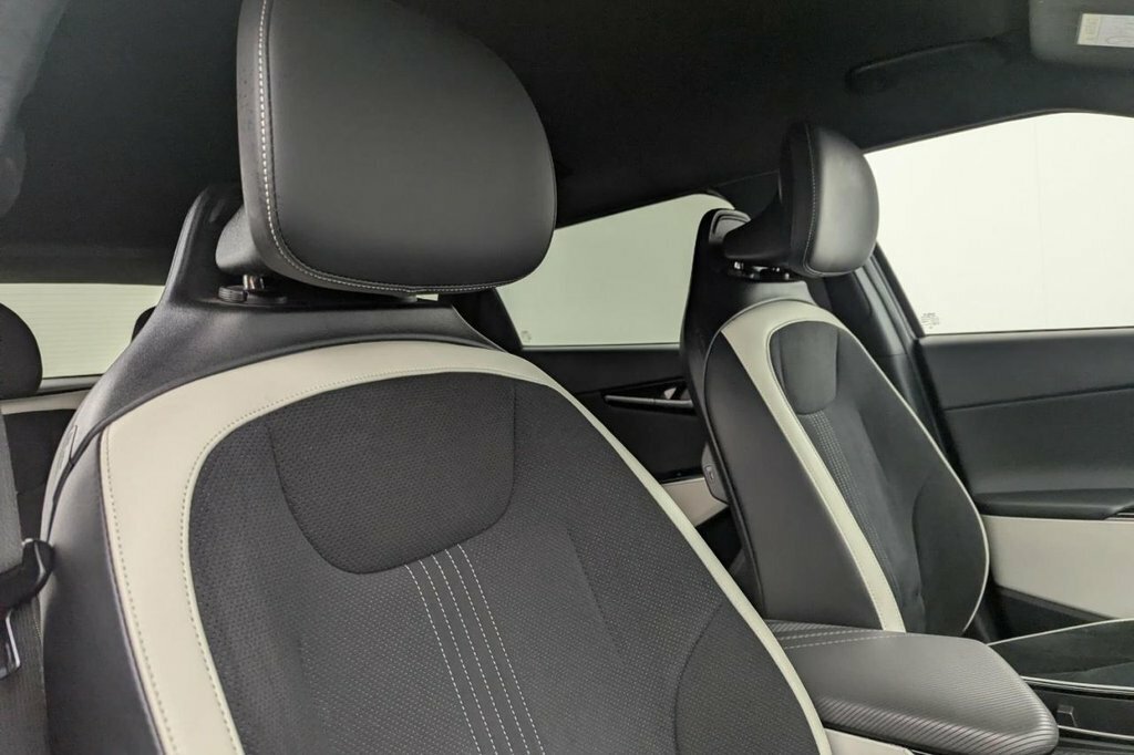 Kia EV6 Ev6 166Kw Air 77.4Kwh Estate White #12