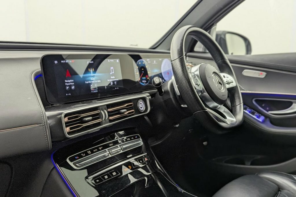 Mercedes-Benz EQC Amg Line Black #23